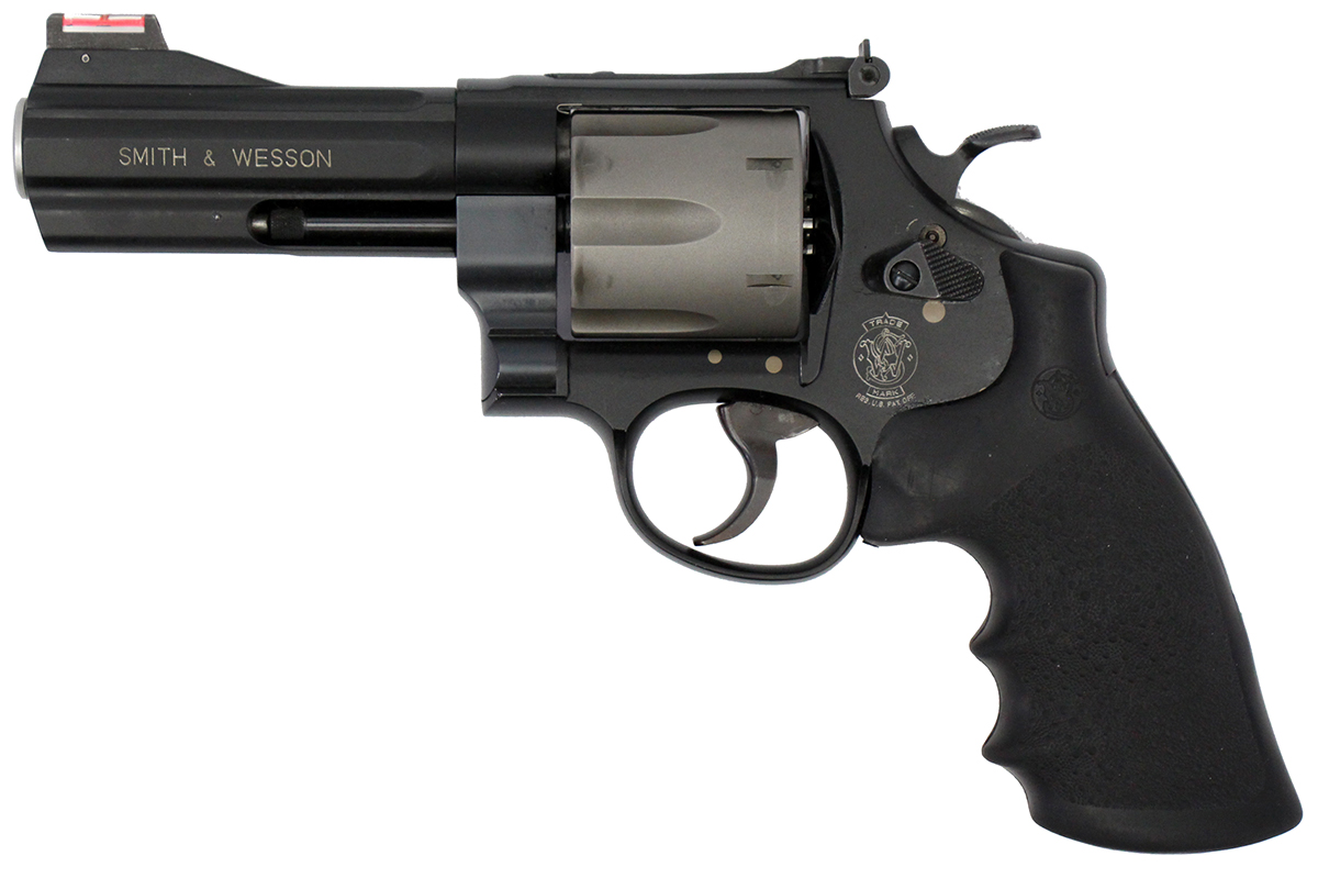 Smith And Wesson 329pd Airlite 44 Mag Revolver Used In Good Condition With Box 2678